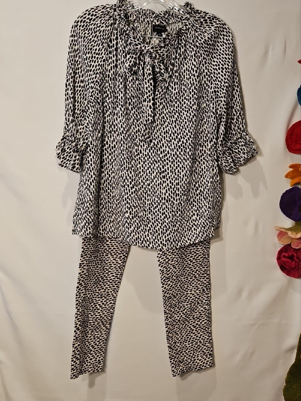 Who What Wear Matching Black And White Shirt & Pants Set 0148